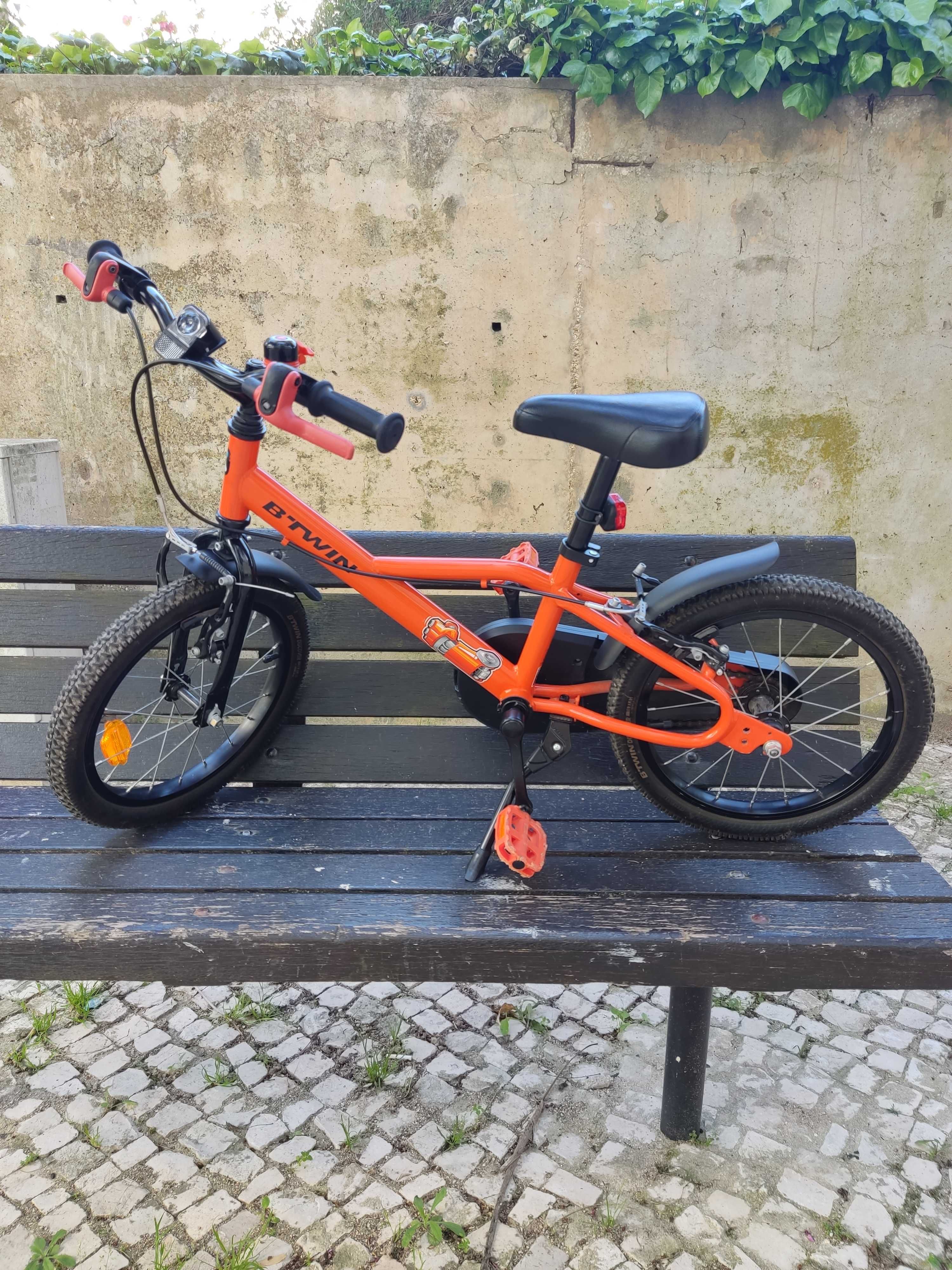 Bicicleta criança 4-6 anos