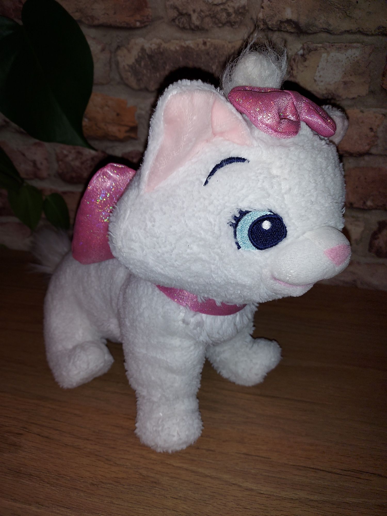 Kotka Marie oryginalna Disney z bajki Arystokraci biala różowa kokardą