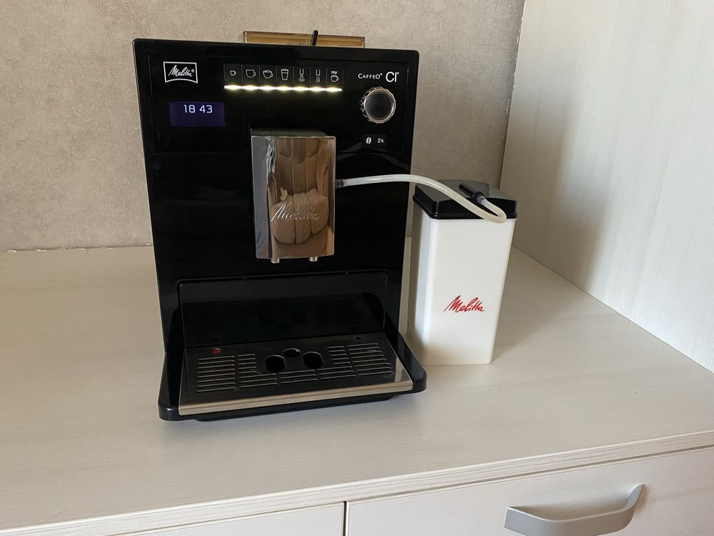 Кавомашина Melitta Caffeo CI у відмінному стані є Вибір