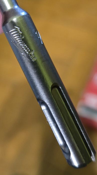 Milwaukee бур по битону з арматурою  6.4мм на 160мм Made in Germany