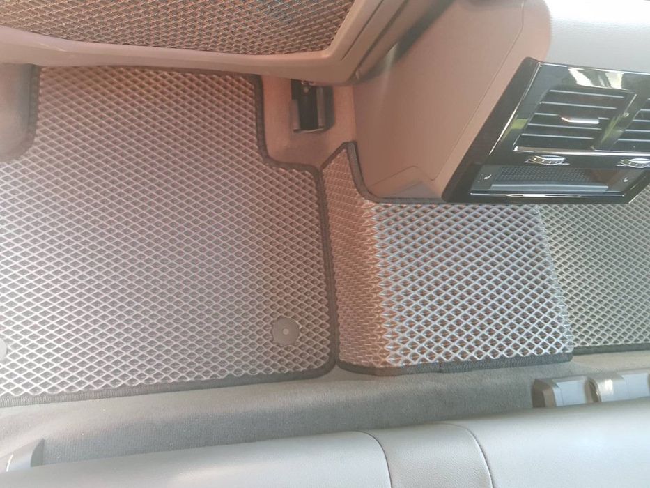 Volkswagen Touareg 2018+ Коврики EVA (черные)