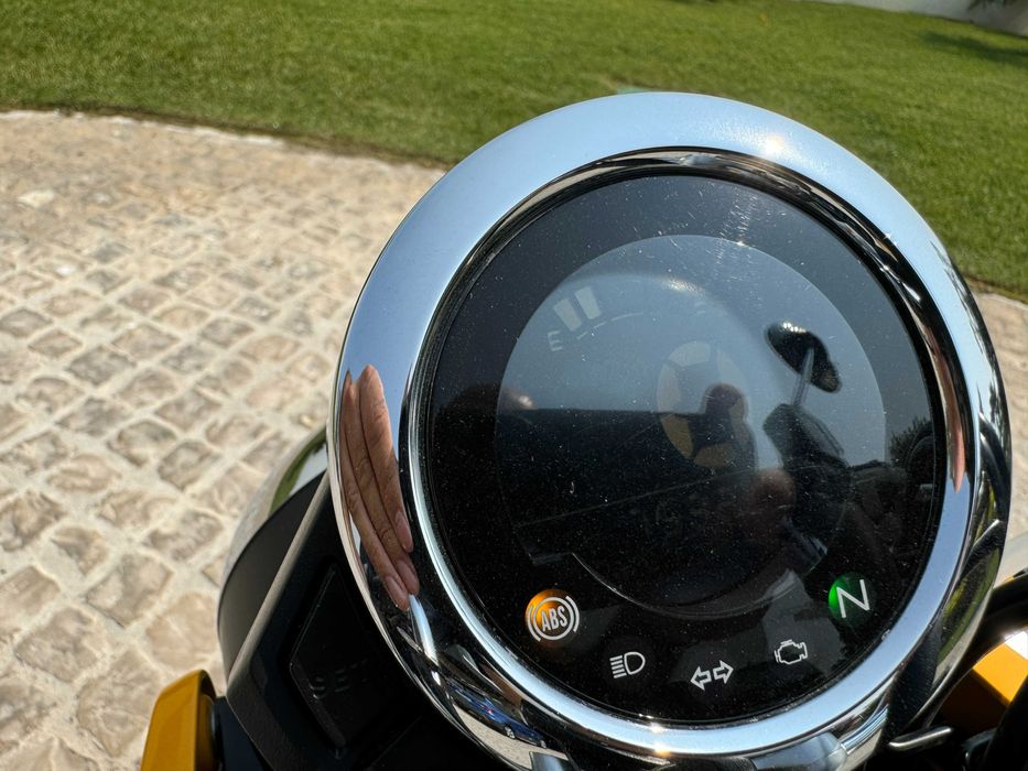 Honda Monkey 125 - Banana Yellow