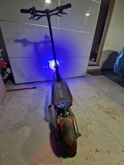 Trotinete nanrobot D6+ com 390km