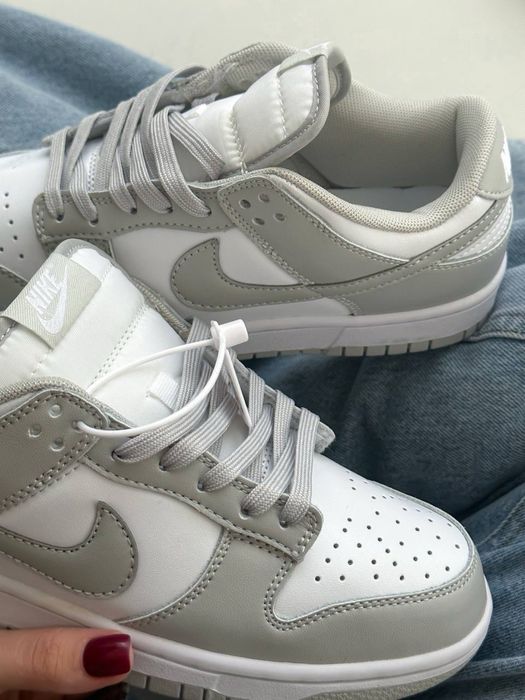 ЖИВІ ФОТО‼️ Жіночі кросівки Nike Dunk Low Leather Grey сірі найк данки