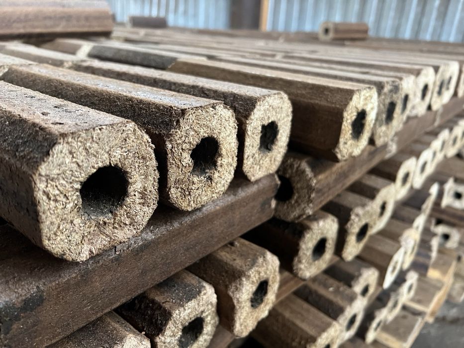 Продам паливні брикети Піні-Кей 10000грн./т.