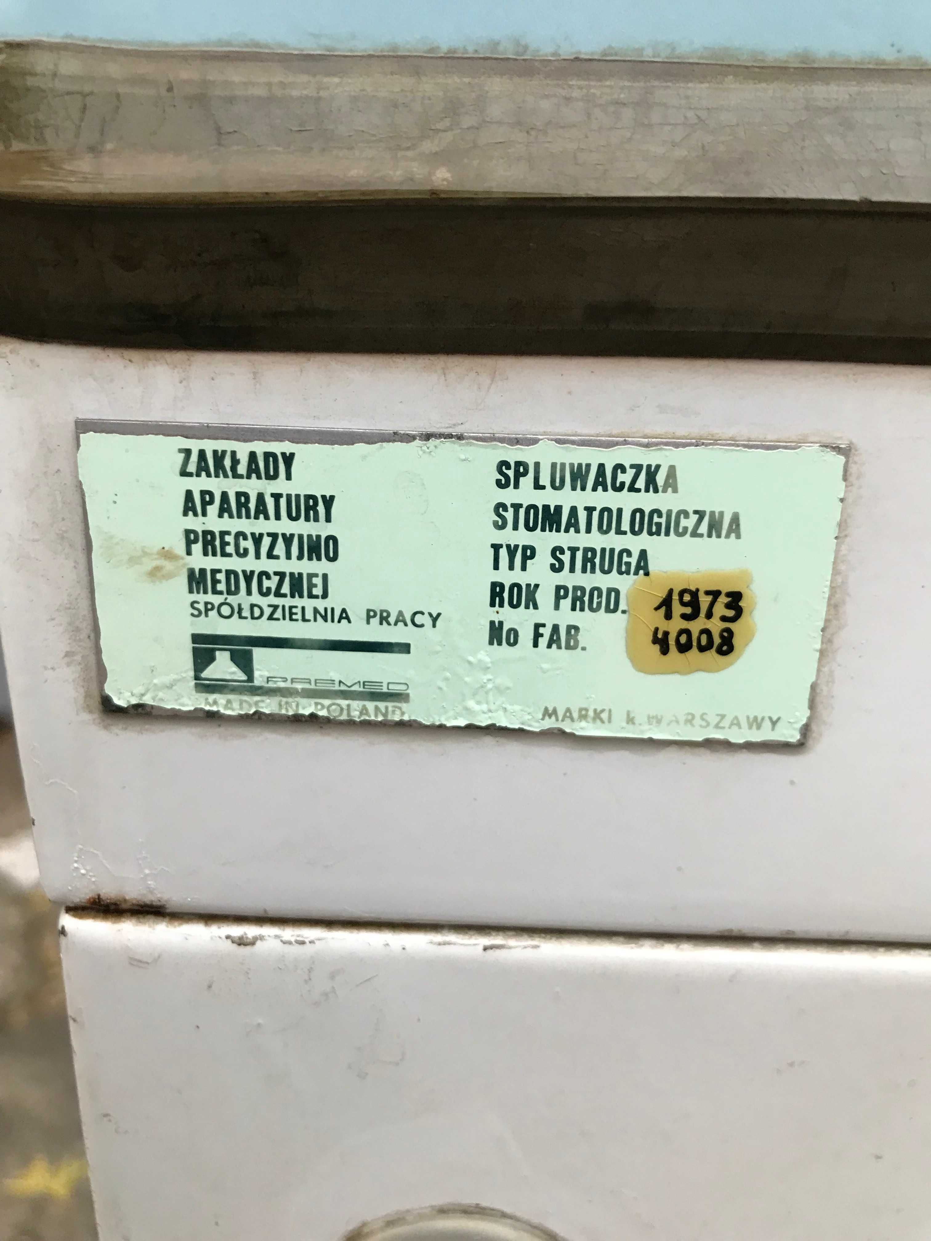 Spluwaczka  .zabytek z PRL 1973 r
