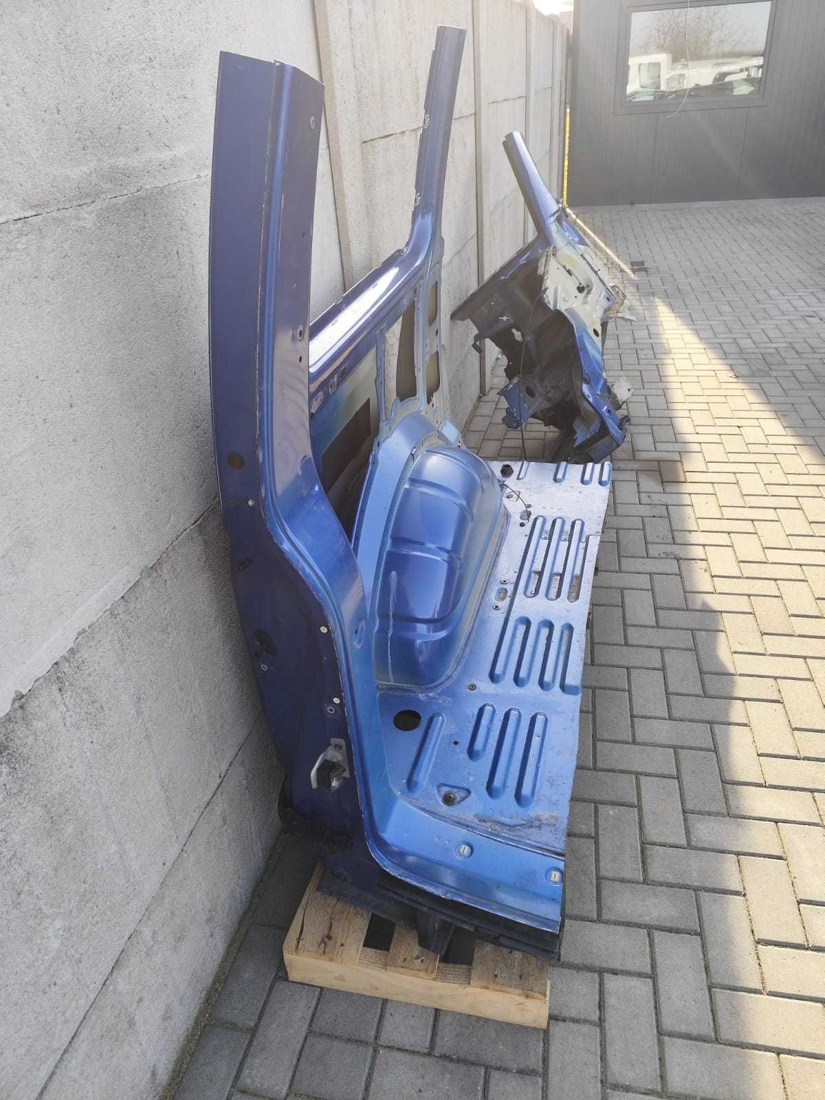 Ćwiartka  VW T5 T6 lewa przód tył bok Transporter Caravelle Multivan