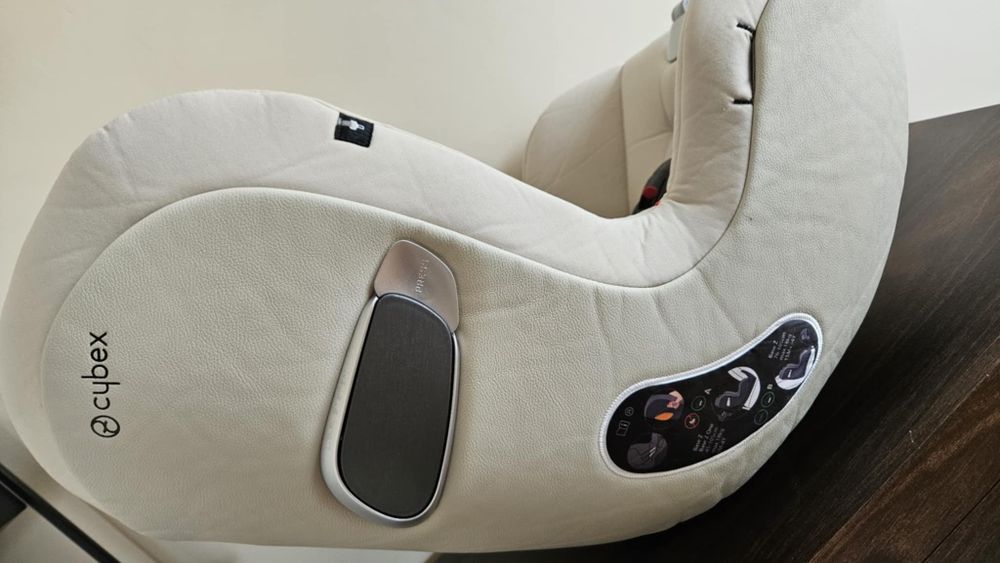 Fotelik Cybex Z-isize Ferrari