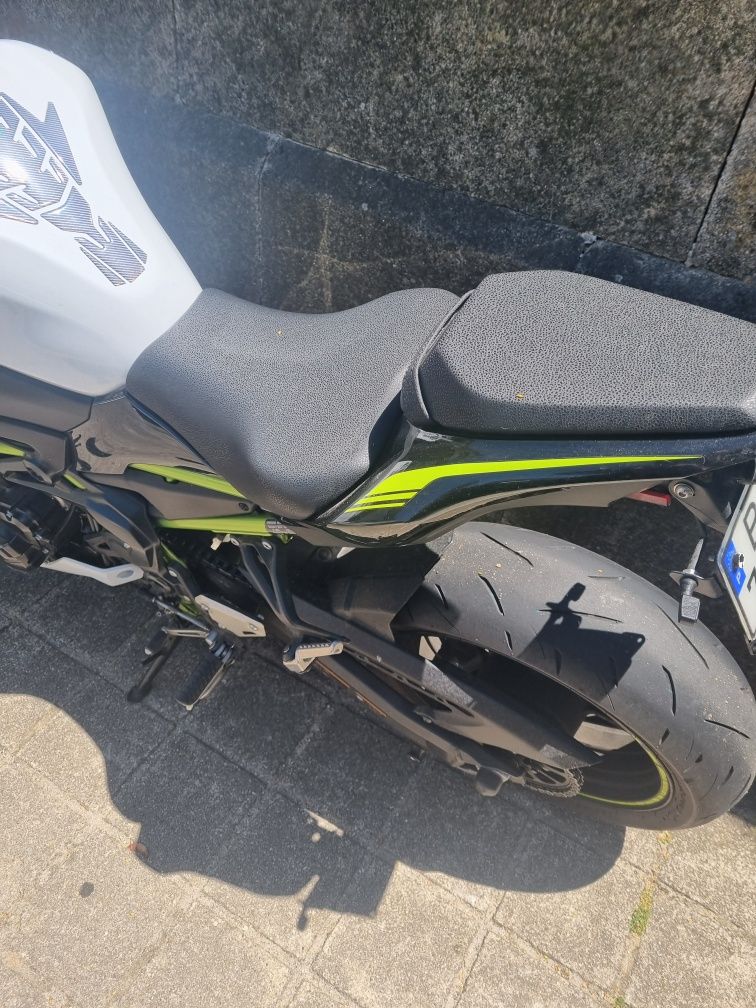 Kawasaki z900 de 2020