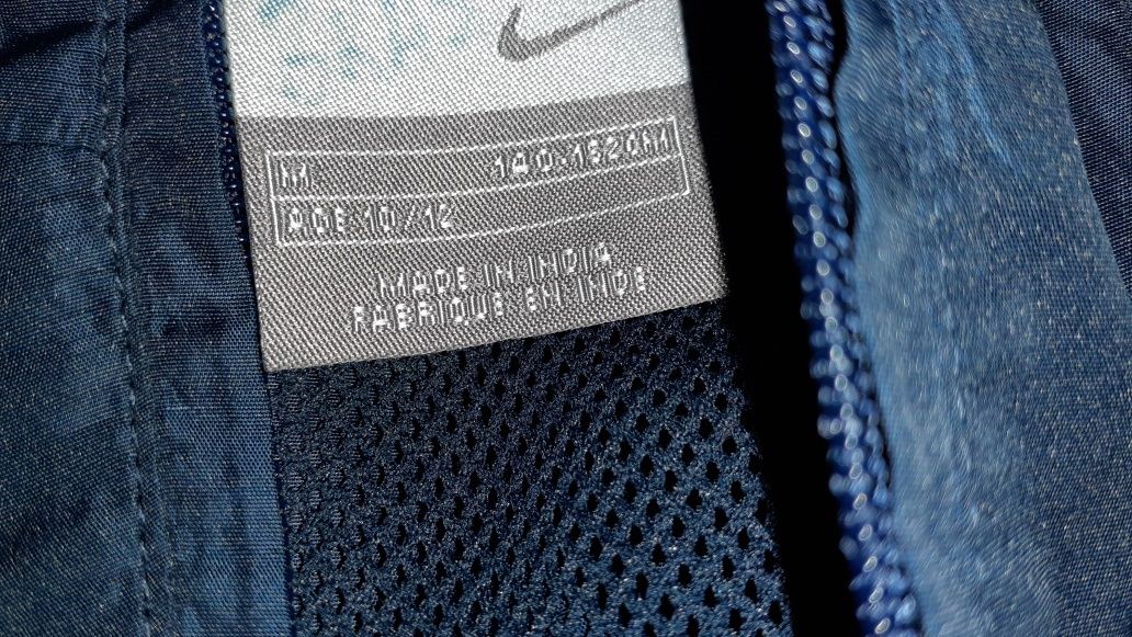 Casaco nike novo