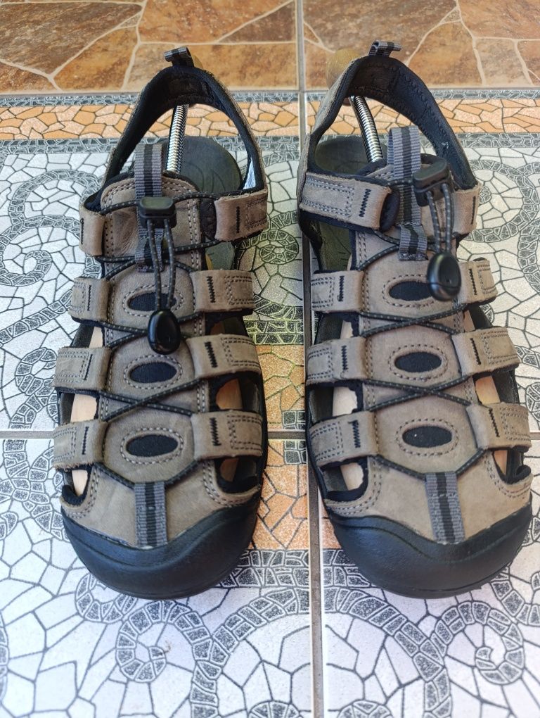 Karrimor 42p. Чоловічі трекінгові босоніжки.