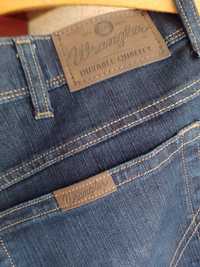 Oryginalne spodnie Wrangler Regular Fits Str w stanie idealnym