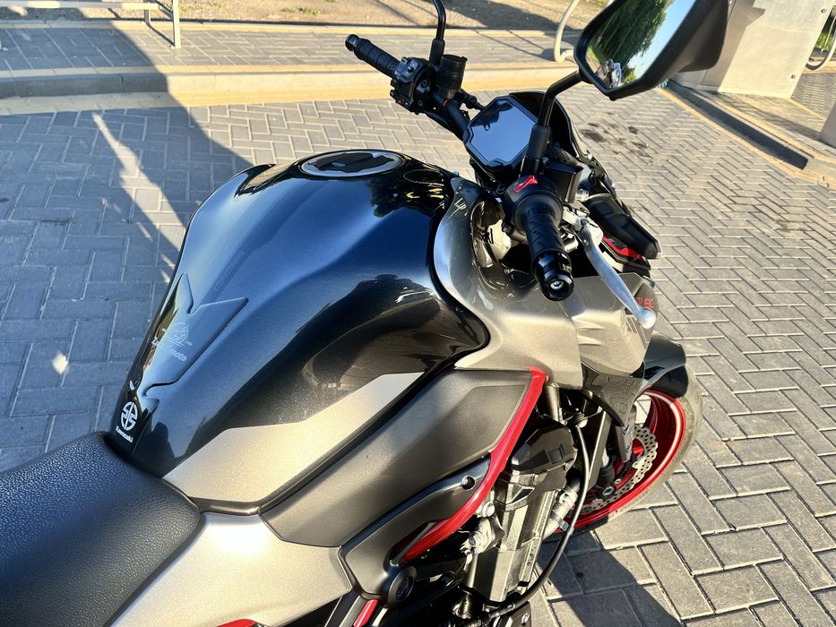 Kawasaki Z900доки