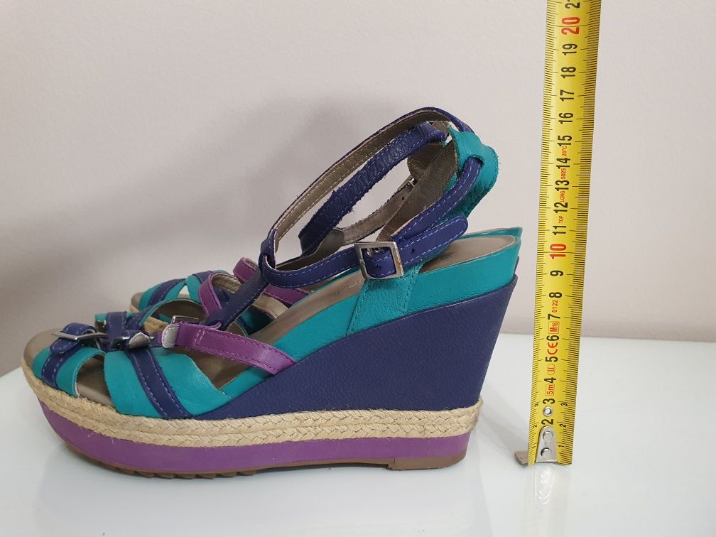 Wyjątkowe piękne letnie sandały Clarks damskie kolorowe