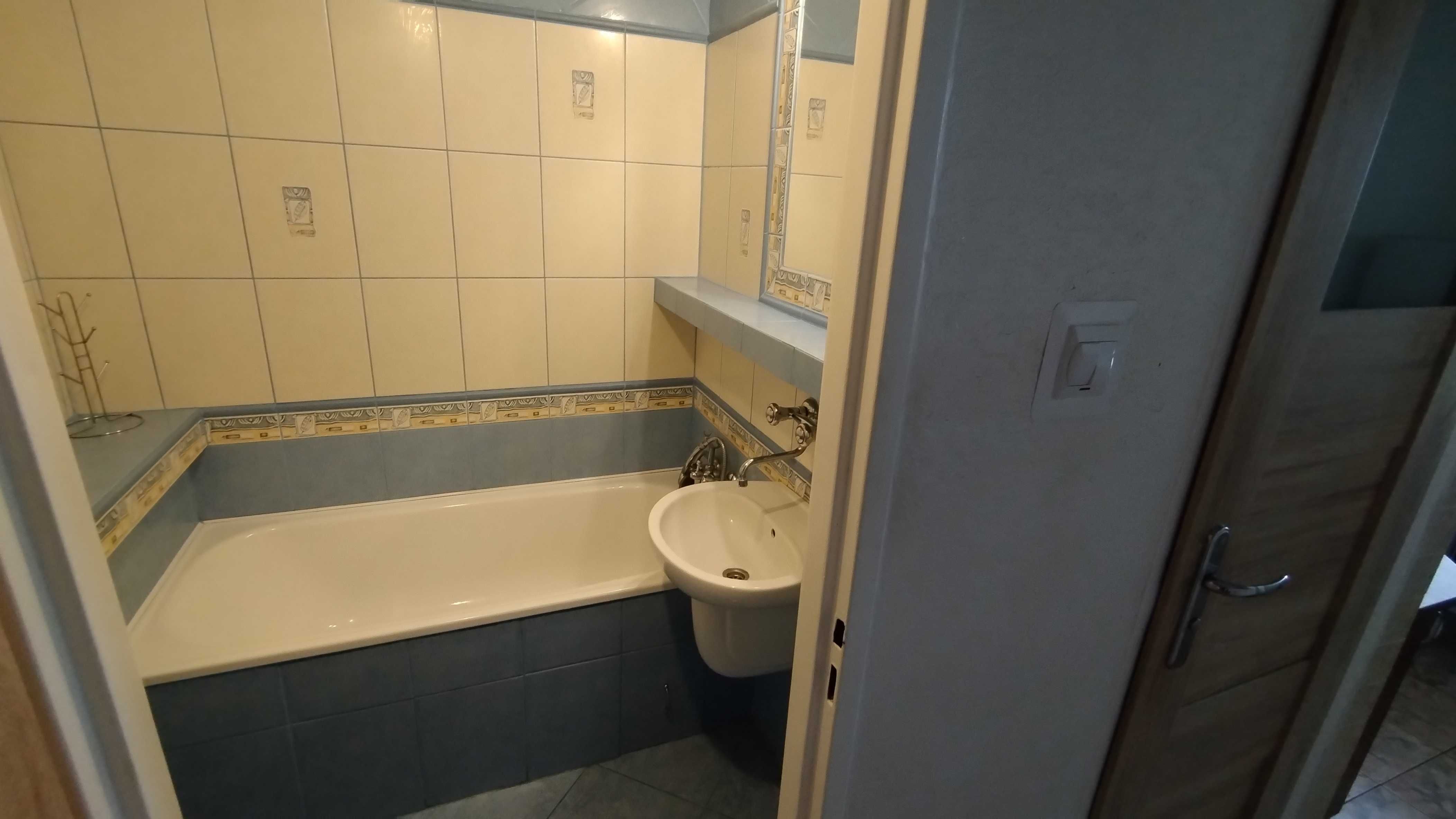 Mieszkanie na os. Unii Lubelskiej 49 m2, 3 pokoje, II piętro