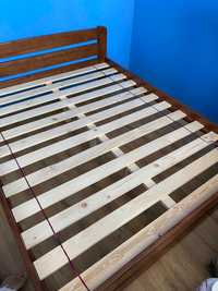 Деревянная кровать 160*200 см .