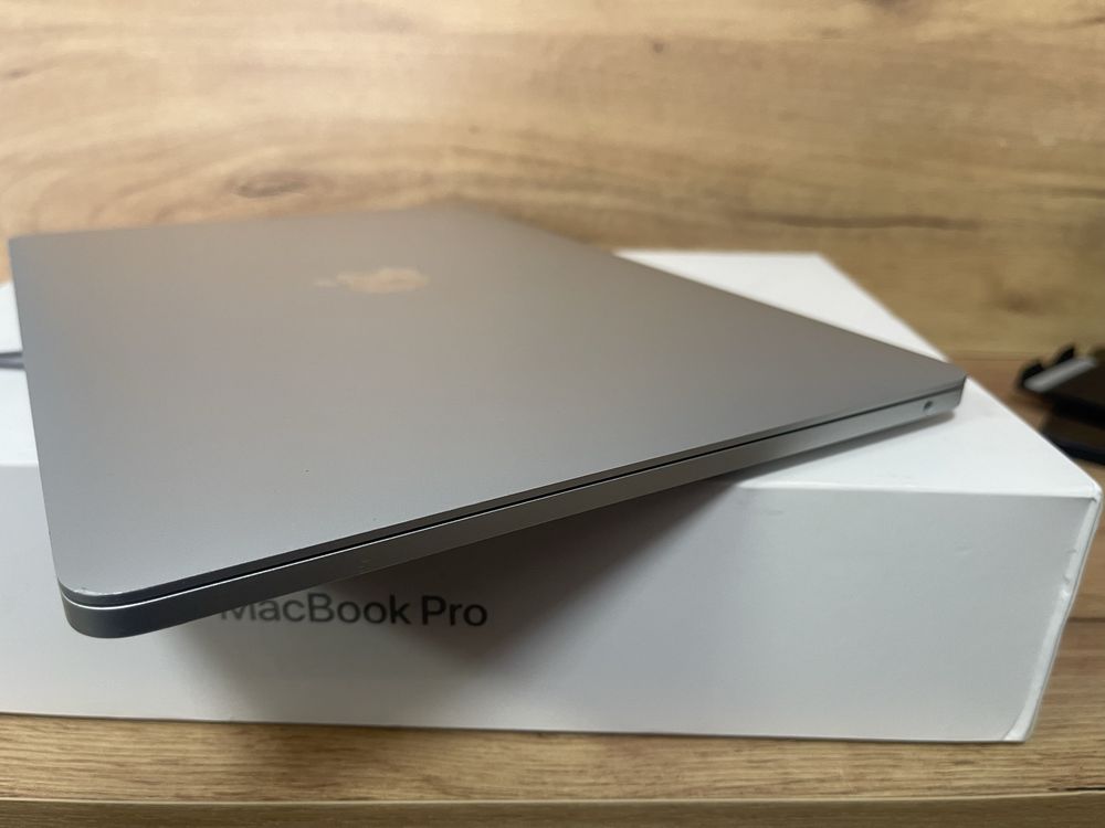 MacBook Pro a2289