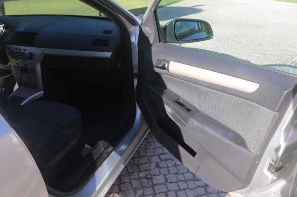 Opel Astra 1.3 CDTi Elegance