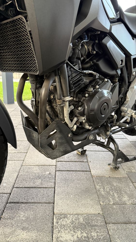 Продам мотоцикл Suzuki V-Strom 250