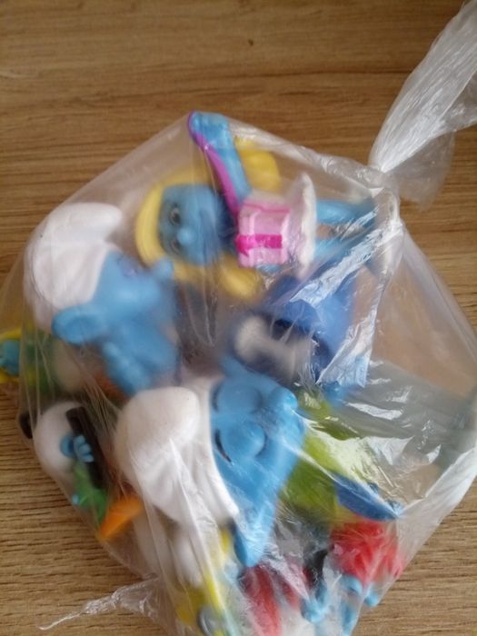 Smerfy 4dużych i 9 małych