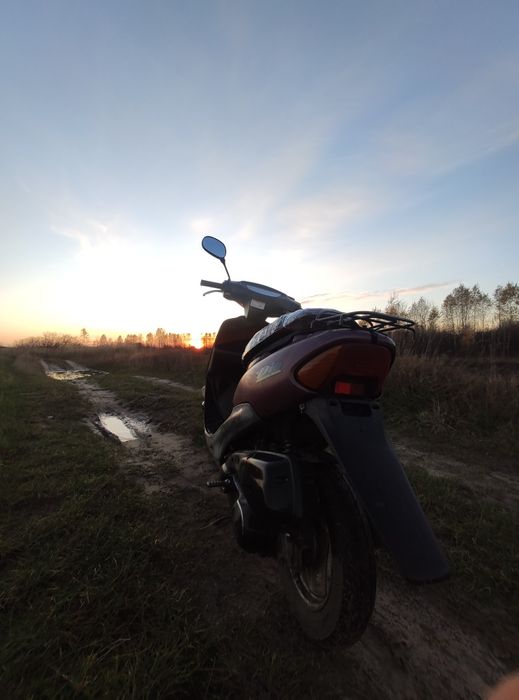 Продам скутер Хонда дио 27