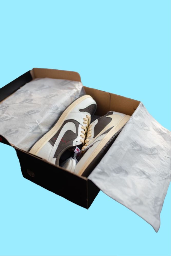 Кросівки Travis Scott x Air Jordan 1 Low OG “Reverse Mocha”