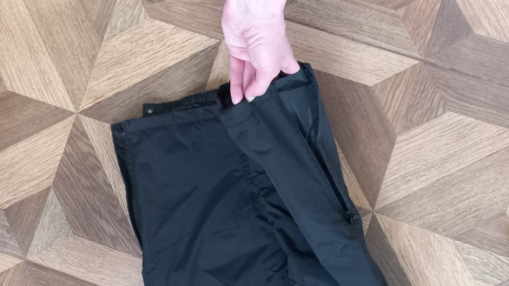 Лыжный   костюм на флисе  36р ,S,Burton