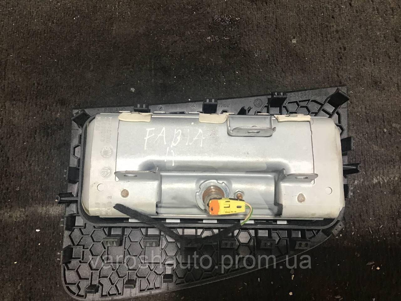 Подушка безпеки пасажира Skoda Fabia 2 5J1880204