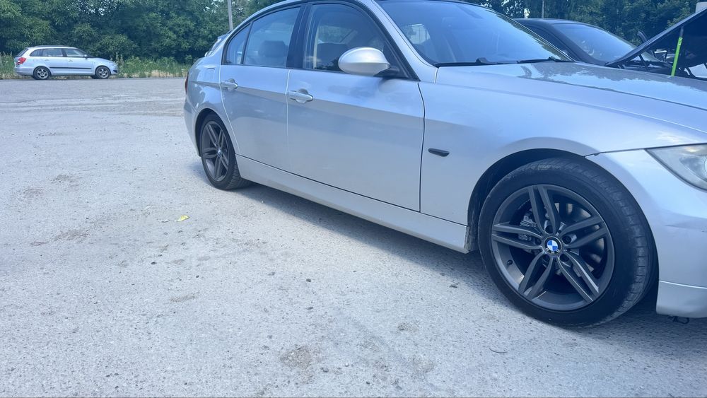 Продам комплект дисків з резиною r17 5/120