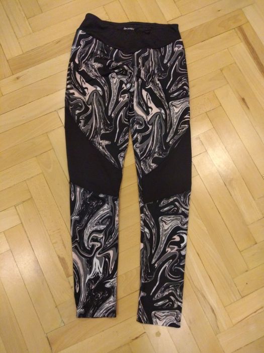 Спортивные женские штаны