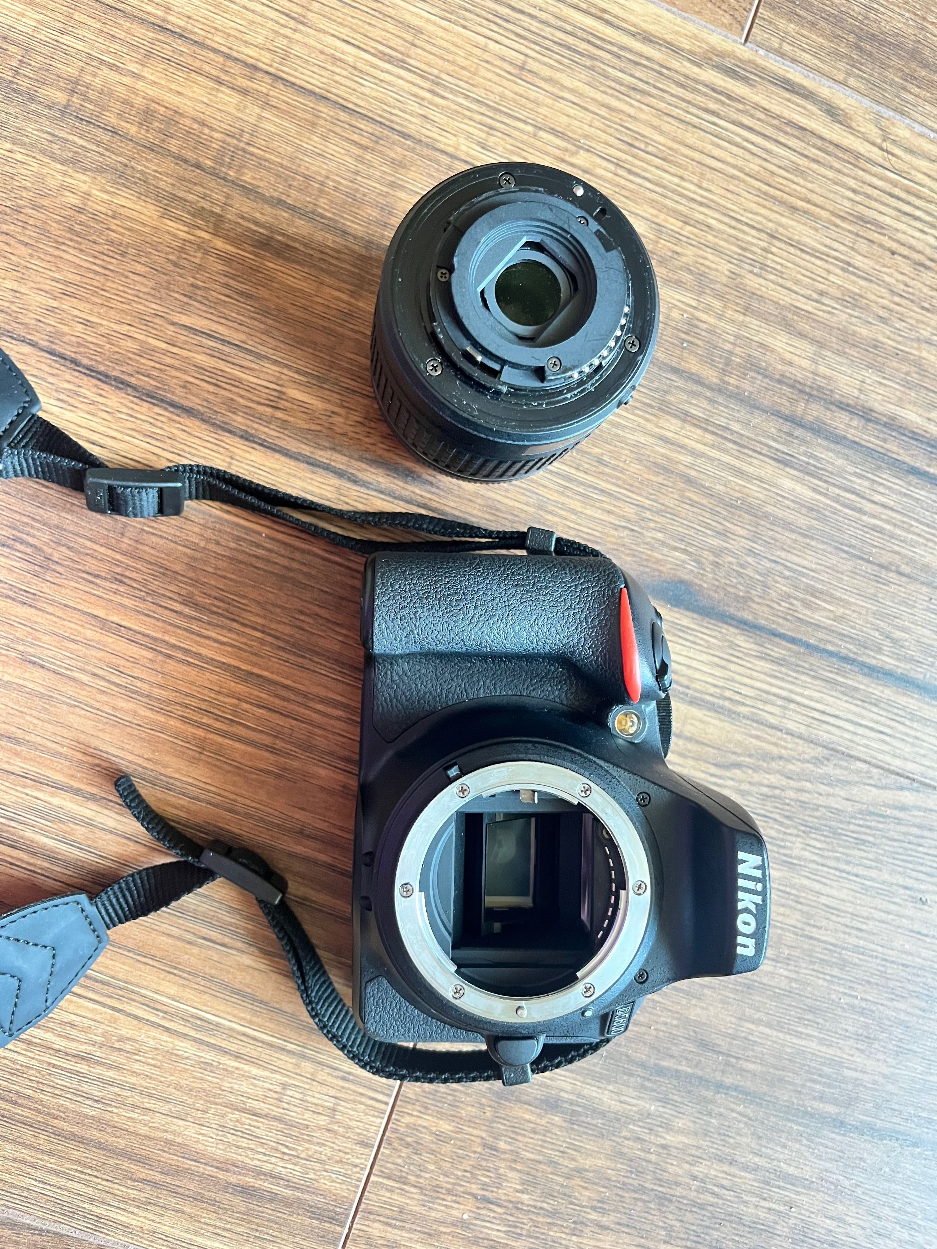Lustrzanka nikon D5600 jak nowa + obiektyw