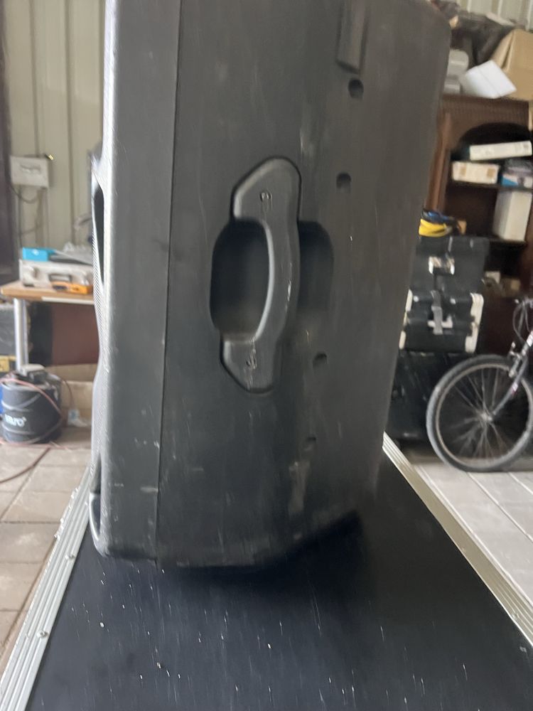 Coluna top Bheringher B815Neo