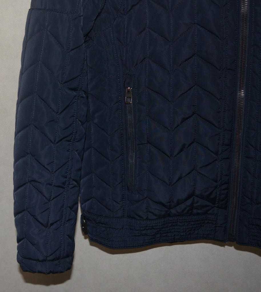 Wiosenno-jesienna kurtka pikowana Zara M/L