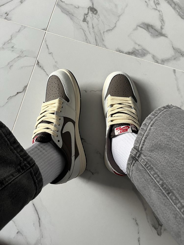 Jordan 1 Low OG SP Travis Scott Reverse Mocha