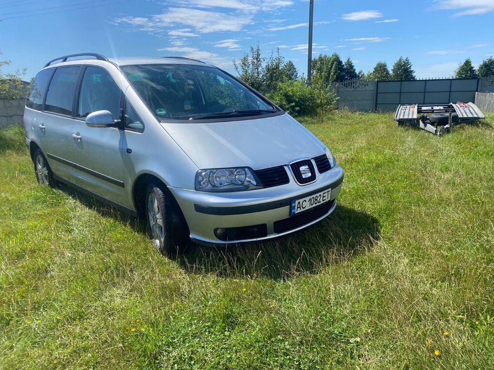 Продам Seat Alhambra