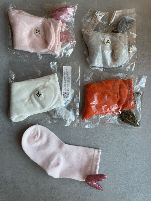 Skarpetki ze skrzydełkami 4 pary 0-1 i 1-2 lata różowe szare ecru