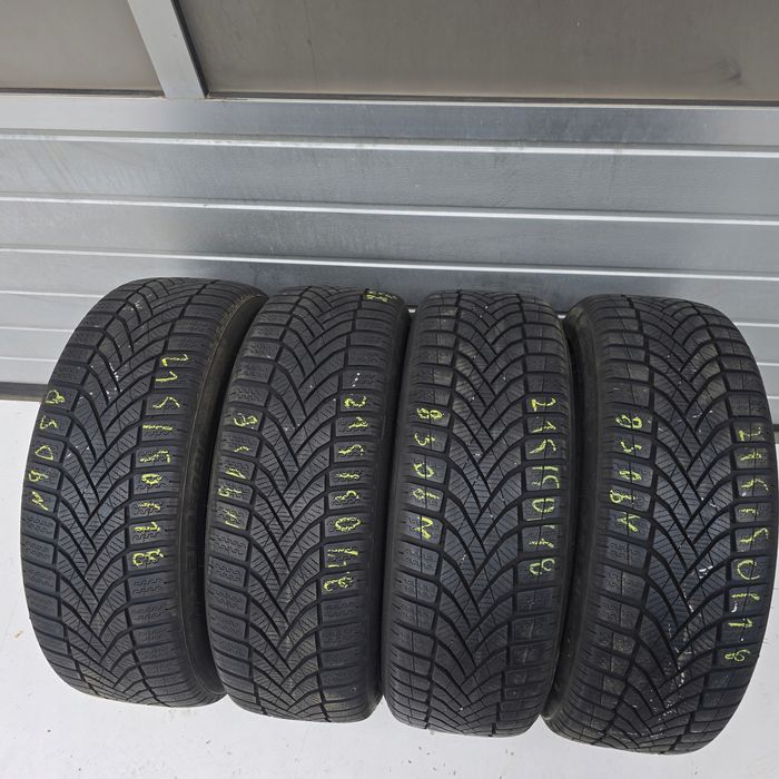 Falken Eurowinter HS02 215/50R18 92V 23R 4X