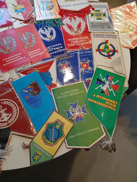 Proporczyki wojskowe zestaw