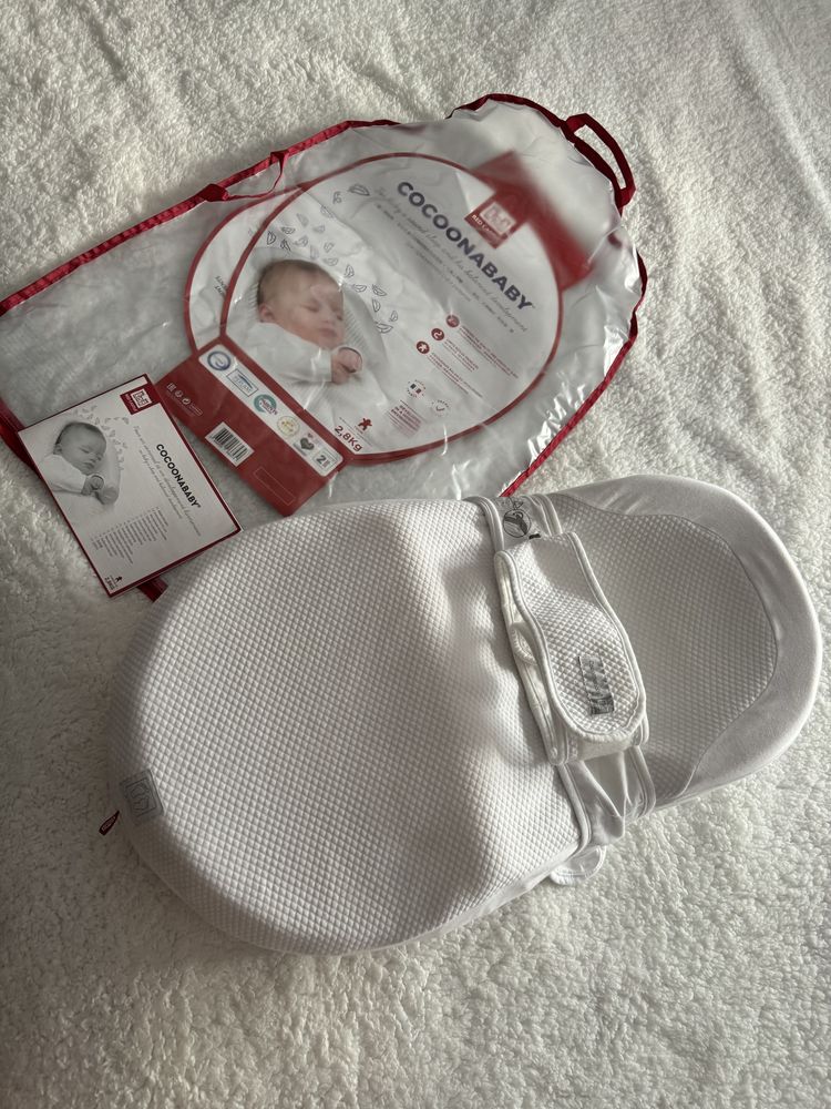 Ergonomiczny materac dla niemowląt Cocoonababy, Red Castle