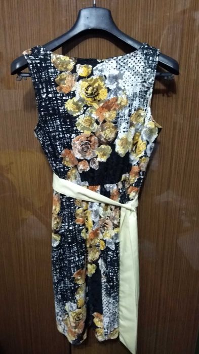 Продам летнее платье размер 44 - 46