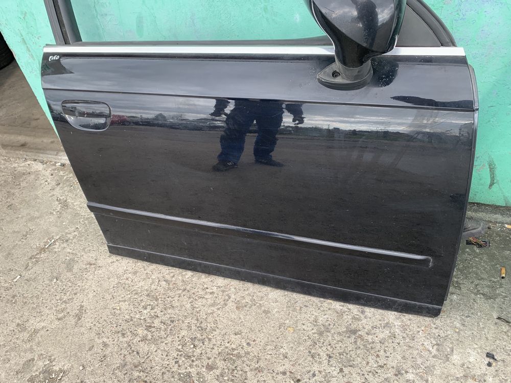 Seat EXEO drzwi prawe przednie prawy przod czarne