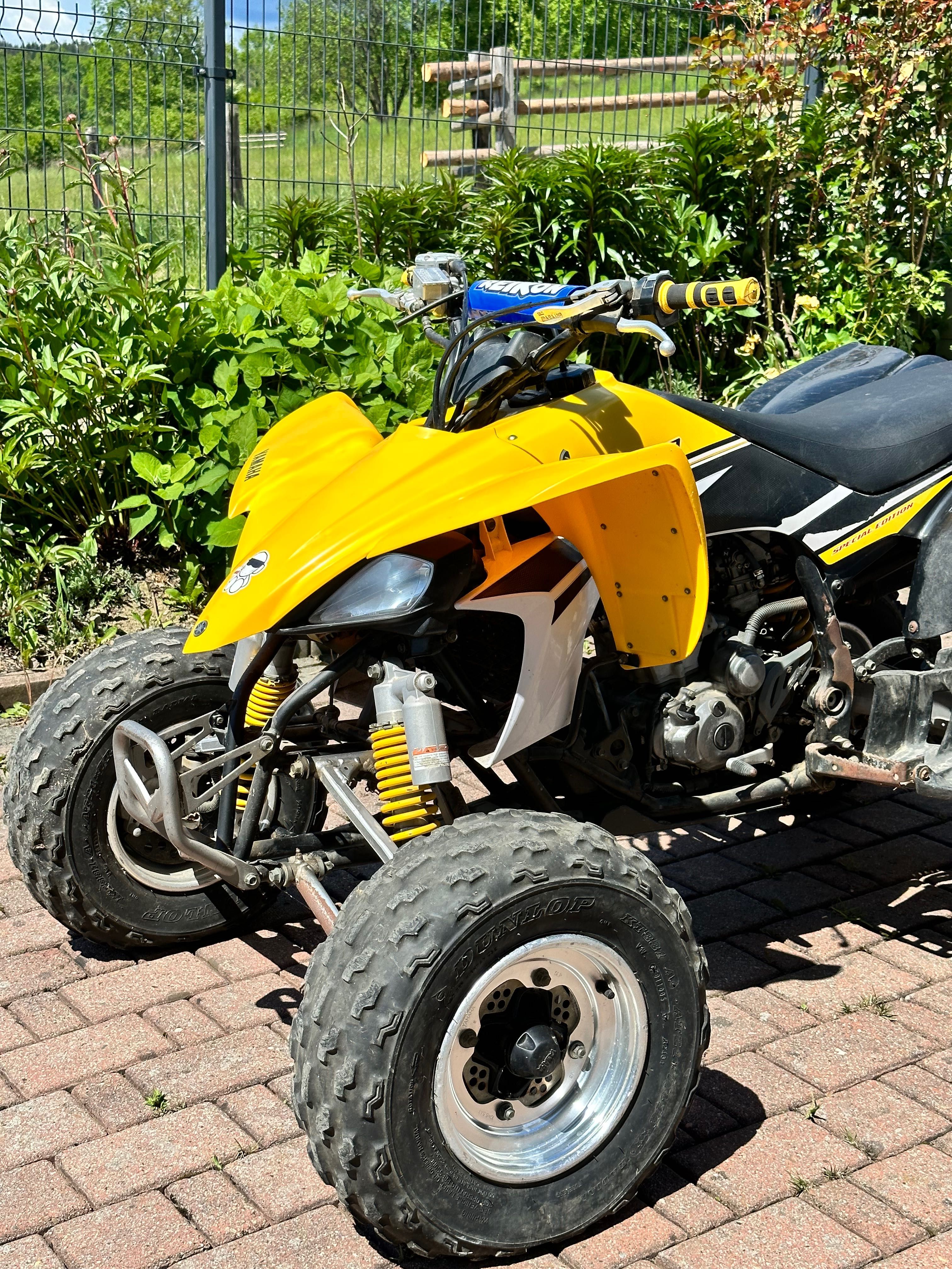 Quad Yamaha YFZ450