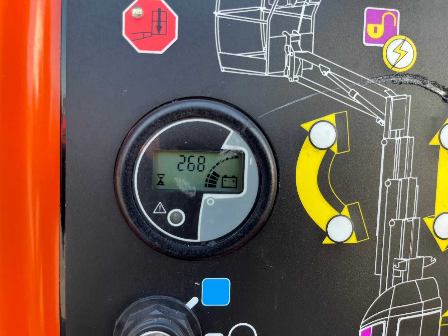 Zwyżka JLG Toucan 8E podnośnik masztowy pionowy 8,2 m TYLKO 268 h