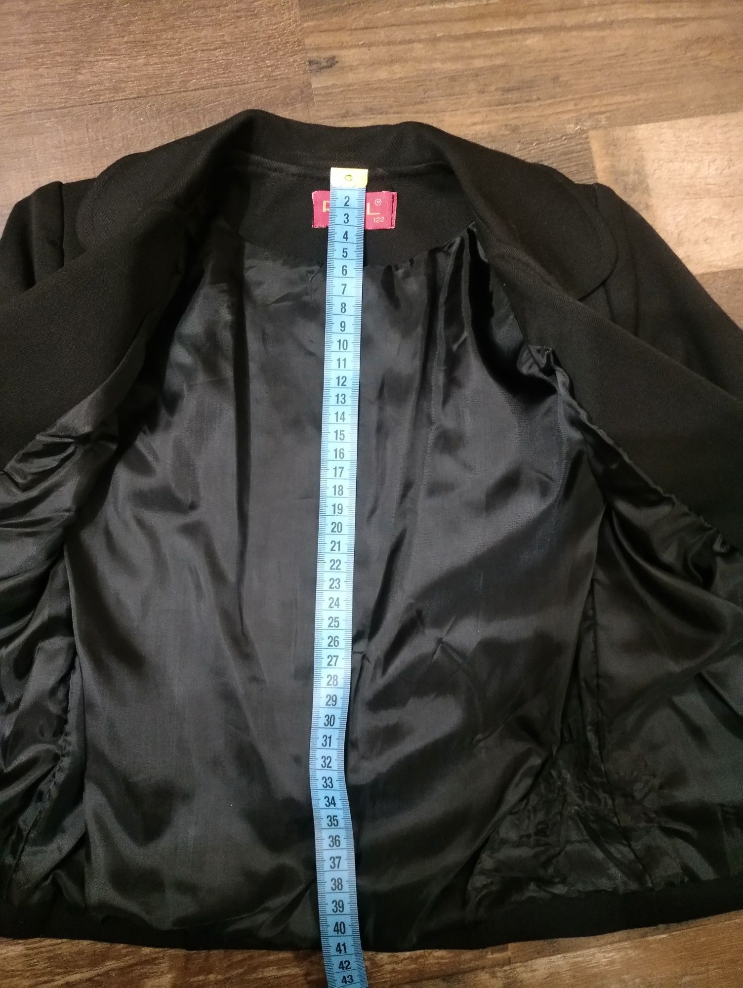 Пиджак черный школьный р. 122