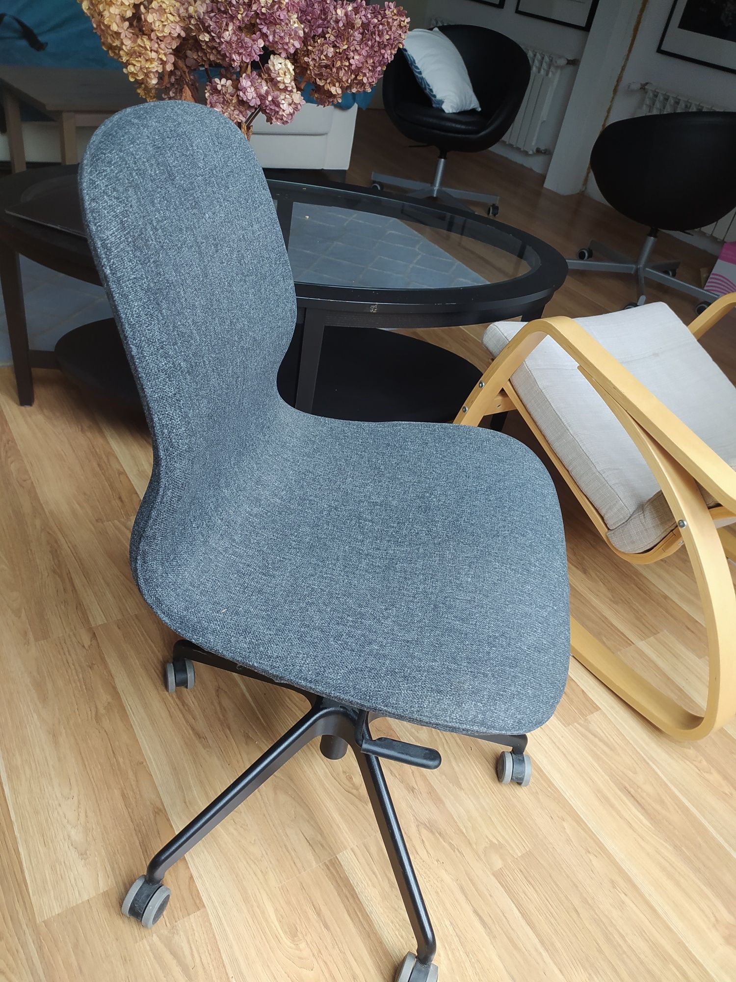 krzesło ikea langfiall