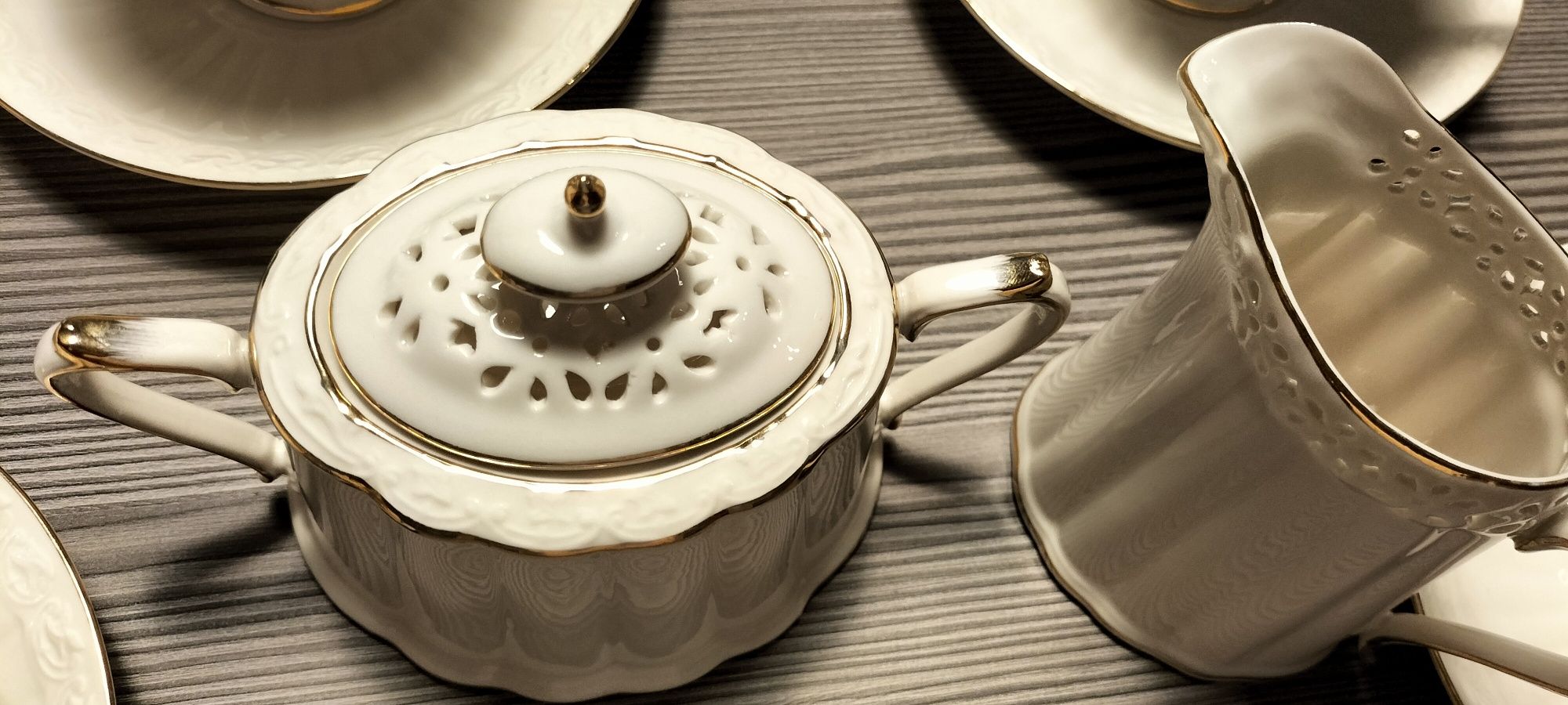 Zestaw porcelanowy dla 4 osób,Clara Gold Ivory Villa Italia