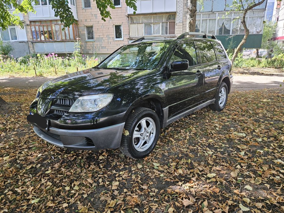 Mitsubishi Outlander 2005 рік 2.0 бензин для військових