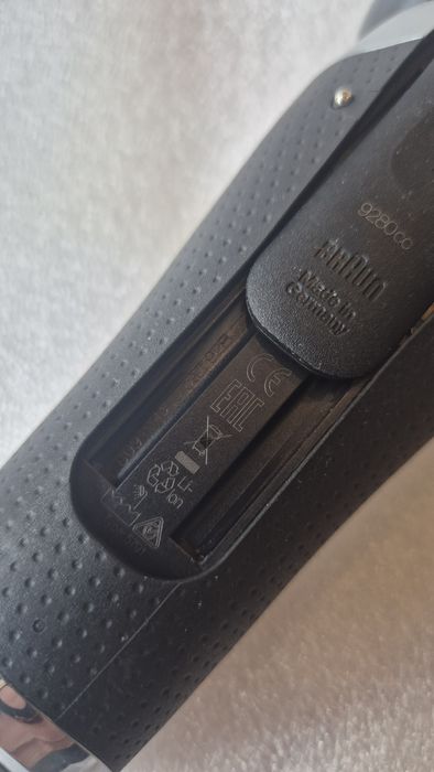 A golarka elektryczna BRAUN 9280CC series 9 nowa i nieużywana