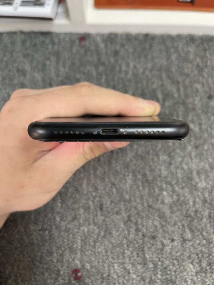 Продам Iphone XR/128GB