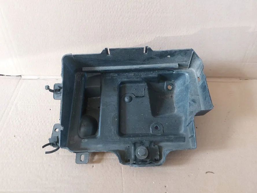 Podstawa obudowa akumulatora Opel Astra H III